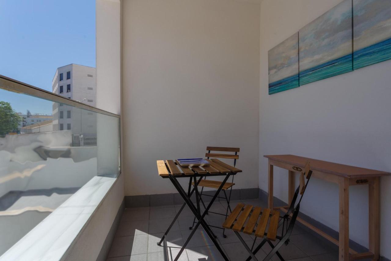 Real Escuela Home Jerez de la Frontera Buitenkant foto